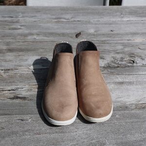 Olukai Tan/Brown Leather Ankle Boots - Women's Size 8